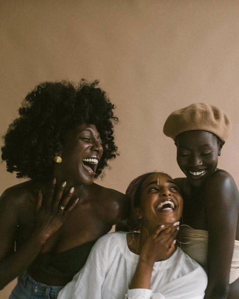 Portrait of Black women smiling. Celebrate Black womxn joy. Portrait by @deunivory #melanin #blackgirlmagic #smile Hanahana Beauty, Black Joy, Natural Skincare Brands, Photographie Portrait Inspiration, Three Women, Black Photography, Perfectly Posh, Skincare Brand, Diy Beauty Hacks