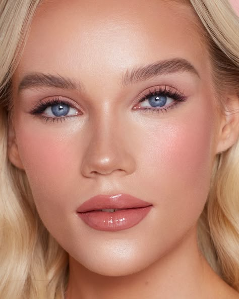 Simple Pink Makeup Looks, Pink Soft Makeup, Simple Pink Makeup, Soft Pink Makeup, Dewy Summer Makeup, Wedding Makeup For Blue Eyes, Everyday Makeup Looks, Makeup For Wedding, Charlotte Tilbury Pillow Talk