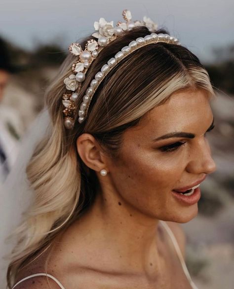 by ASHLEE LAUREN DESIGNS (@ael.este) posted on Instagram: “How incredible @alyshamelody_ wearing our Sofia Pearl and Mia natural pearl headband. Photography by @renni.maitland ✨✨✨” • Jan 1, 2022 at 10:12am UTC Veil And Headpiece, Gold Wedding Crown, Fantasy Wedding Dress, Ear Defenders, Bridal Themes, Headband Photography, Disney Wedding Theme, Bridal Theme, Headband Gold