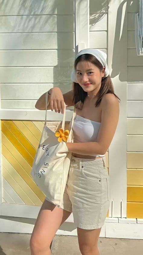 Casual Beach Outfit Korean, Boracay Outfit, Beachy Summer Outfits, Closet Outfits, Business And Management, Cute Beach Outfits, Photography Outfits, Summer Outfits Casual, Real Estate Investment Trust