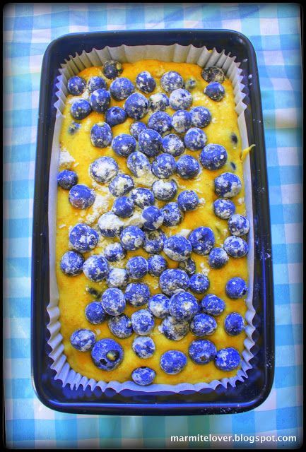 Recipe: Cherokee blueberry honey cake Cherokee Recipes, Cherokee Food, Native Recipes, American Indian Recipes, American Indian Food, Indigenous Recipes, Honey Loaf, Native American Foods, Blueberry Honey