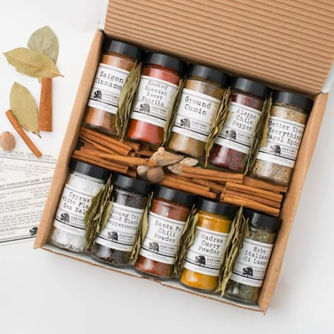 Spices Packaging Design, Spice Business, Types Of Spices, Spice Packaging, Spices Photography, Spice Gift Set, Spices Packaging, Premium Spices, Spice Gift