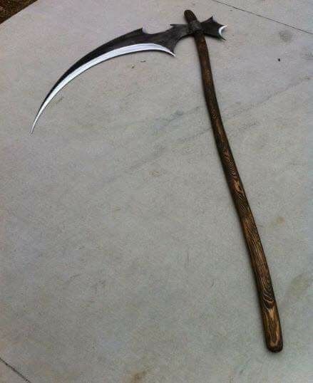 Awesome fking Scythe Grim Reaper Scythe, Knife Aesthetic, Map Making, Pretty Knives, Cool Swords, Cool Knives, Fantasy Map, Grim Reaper, Zombie Apocalypse