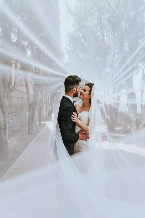 Christian Wedding Photoshoot Ideas, Christian Wedding Pictures, Christian Wedding Poses, Post Wedding Photoshoot Ideas, Christian Wedding Photography, Shooting Couple, Christian Bride, Wedding Collage, Stunning Wedding Photos