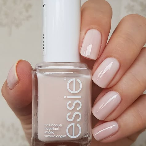 Essie Limo Scene Nail Polish, Essie Neutral Colors, Essie Limo Scene, Nail Polish Aesthetic, Essie Nails, Essie Nail Polish Colors, Essie Colors, Neutral Nail Polish, Sheer Nails