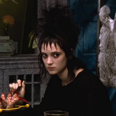 Winona Ryder - Lydia Winona Rider Beetle Juice, Beetle Juice Winona Ryder, Lydia Beetlejuice Hair, Movie Moments Iconic, Lydia Pfp Beetlejuice, Winona Ryder Lydia Deetz, Halloween Costumes Black Hair And Bangs, Beetlejuice Lydia Art, Lydia Deets Hair