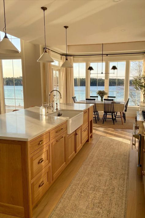 Windows In Kitchen Wall, Kitchen Big Windows Glass Doors, Kitchen With A Big Window, Kitchen Overlooking Ocean, Kitchen Floor To Ceiling Windows, Floor To Ceiling Window Kitchen, Small Kitchen Big Window, Panoramic Windows Kitchen, House With Many Windows