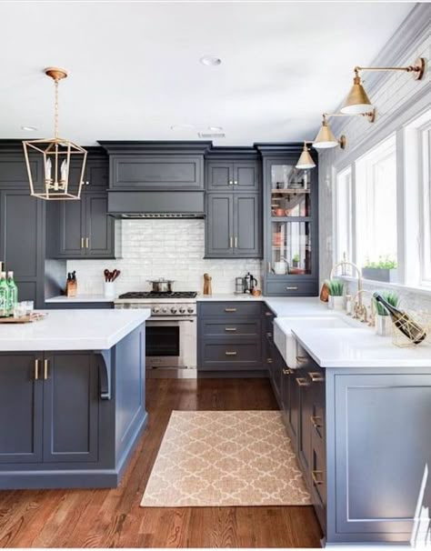 Slate blue kitchen cabinets and brass lighting in this classic kitchen. Come see 36 Best Beautiful Blue and White Kitchens to Love! #blueandwhite #bluekitchen #kitchendesign #kitchendecor #decorinspiration #beautifulkitchen Kitchen Diy Ideas, Kitchen Ikea, Kabinet Dapur, Blue Kitchen Cabinets, New Kitchen Cabinets, Classic Kitchen, Dark Kitchen Cabinets, Grey Kitchen Cabinets, Classic Kitchens