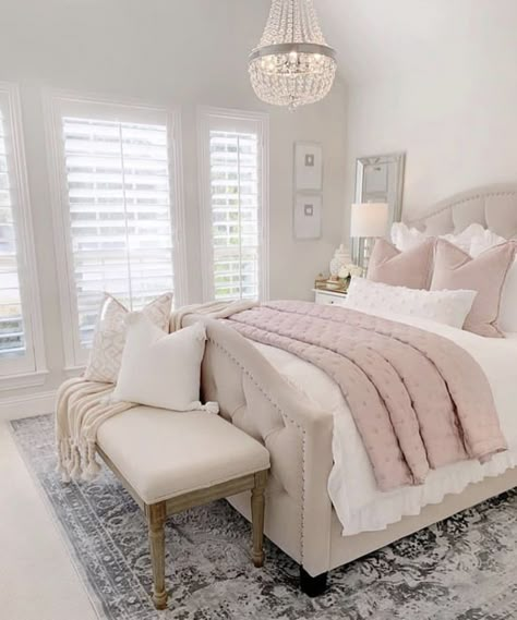 Modern French Bedroom, Bedroom Designs For Couples, Amazing Bedroom Designs, French Bedroom, Pink Bedrooms, Bedrooms Decor, Teen Bedroom Decor, Girl Bedroom Decor, Awesome Bedrooms