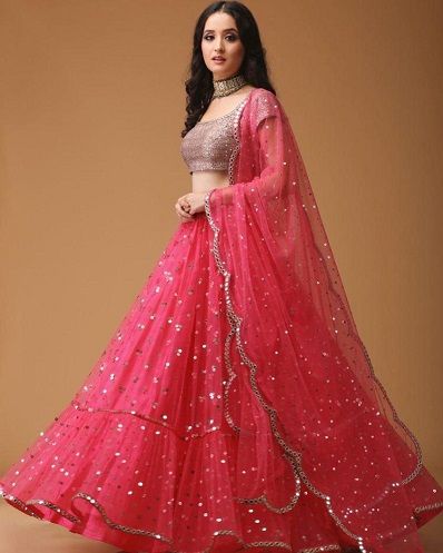 Engagement Gowns, Indian Engagement, Lehenga Design, Indian Outfits Lehenga, Wedding Lehenga Designs, Lehenga Red, Lehnga Dress, Indian Bridal Lehenga, Designer Bridal Lehenga