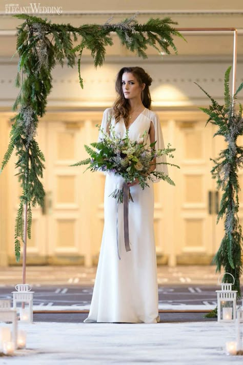 Christmas Garland Wedding Arch, Pine Arch Wedding, Christmas Arch Wedding, Pine Wedding Arch, Winter Floral Arch, Winter Wedding Arch Flowers, Christmas Wedding Arbor, Winter Wedding Altar Ideas, Christmas Wedding Arch Ideas