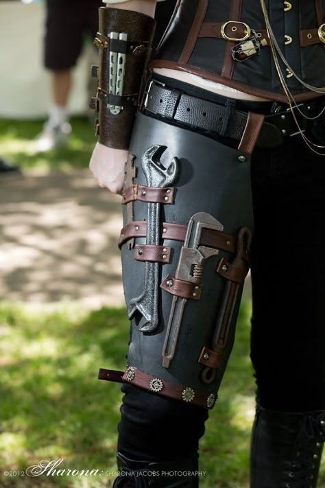 Mode Steampunk, Steampunk Festival, Steampunk Ideas, Style Steampunk, Steampunk Cosplay, Steampunk Diy, Steampunk Accessories, Steampunk Victorian, Steampunk Costume