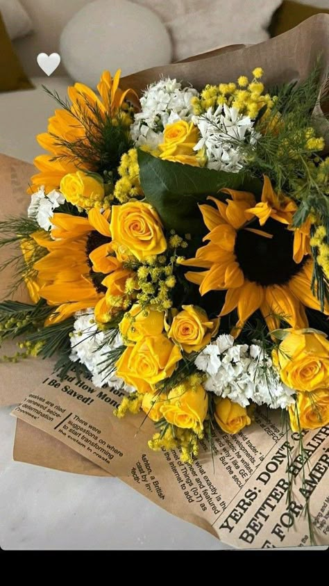 Luxury Flower Bouquets, Prettiest Bouquet, Boquette Flowers, Sunflower Bouquets, Nothing But Flowers, Flowers Bouquet Gift, Flowers Beautiful, Dream Gift, Flower Therapy