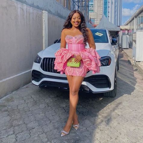 Short Party Gowns Classy, Short Owambe Lace Styles, Short Gown For Lace, Short Gown Styles For Lace, Latest Lace Short Gown Styles Aso Ebi, Classy Short Dresses Party, Short Asoebi Lace Gown Styles, Dinner Gowns Nigerian Short, Ashoebi Gowns Lace Styles