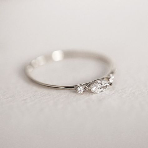 Marquise Cut Wedding Rings, Wedding Band Marquise, Engagement Ring Marquise, Marquise Diamond Engagement Ring, Dainty Engagement Rings, Marquise Diamond Ring, Ring Marquise, Engagement Rings Marquise, Simple Engagement Rings