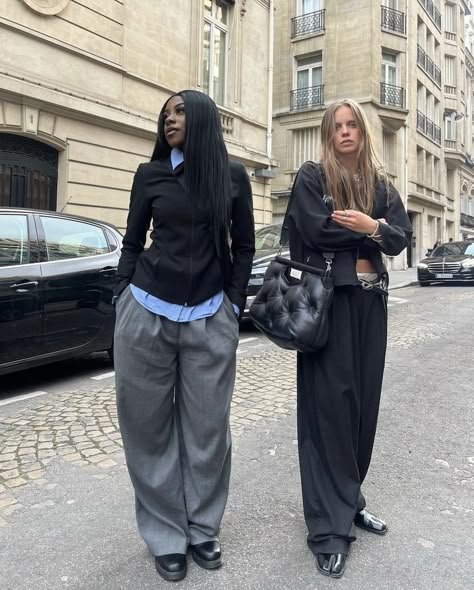 Fashion Street Style, Baggy Style, Streetwear Fashion Women, Fashion Mistakes, Mode Inspo, Basic Outfits, Mode Inspiration, Lookbook Outfits, Fashion Killa