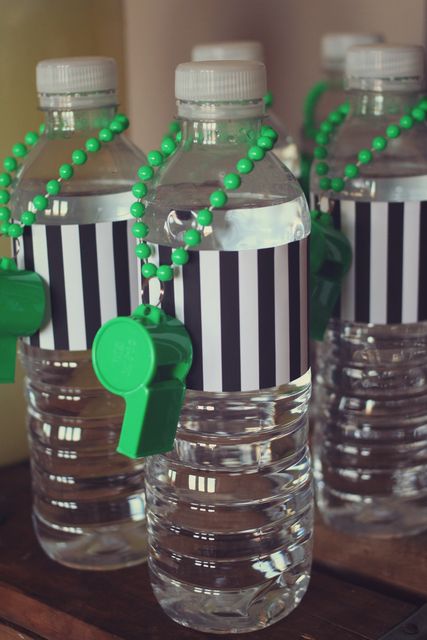 Super Bowl Football Party Super Bowl Birthday Party, Soccer Birthday Parties, Ball Birthday Parties, Soccer Theme, Sports Birthday Party, Football Theme Party, Football Birthday Party, Basketball Party, Soccer Birthday