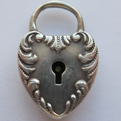 This one's a charm. So lovely. Skeleton Key Lock, Locks And Keys, Under Lock And Key, Puffy Heart Charms, Old Keys, 3 Hearts, Heart Padlocks, Skeleton Keys, Antique Keys