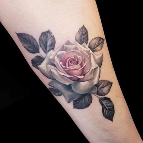 Red And White Rose Tattoo, Realistic Rose Tattoo Black And White, Colored And Black And White Tattoos, Color Shading Tattoo, Realistic Flower Tattoo Black And White, Rose Garden Tattoo, Black And White Tattoo With Pop Of Color, Shaded Tattoos Women, White Roses Tattoo