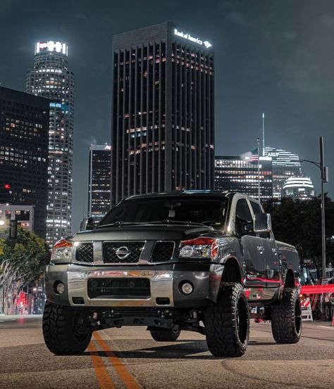 Custom Nissan Titan, Nissan Titan Lifted, 2005 Nissan Titan, 2006 Nissan Titan, Nissan Pickup, Car Builds, New Titan, Nissan Trucks, Nissan Titan Xd