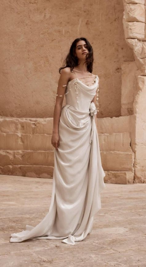 Greek Goddess Wedding Dress, Vivienne Westwood Bridal, Vivienne Westwood Wedding Dress, Vivienne Westwood Wedding, Straight Wedding Dresses, Greek Dress, Bridal Dresses Vintage, Fairy Tale Wedding Dress, Dream Wedding Ideas Dresses