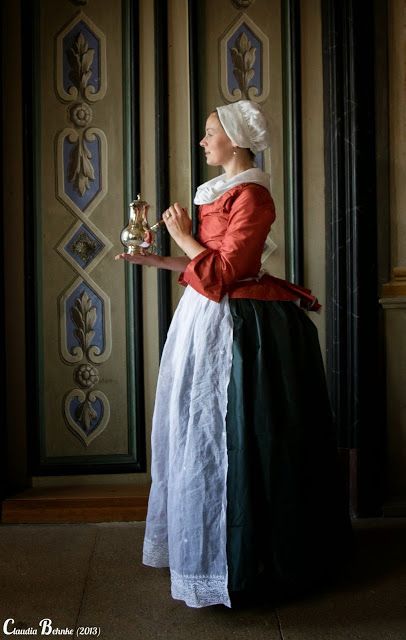 Hertzwerk - Freiburg: Historical Costumes Georgian Fashion, 1700 Fashion, Colonial Dress, 18th Century Women, Bakers Chocolate, 18th Century Dress, 18th Century Costume, Historical Clothes, 18th Century Clothing