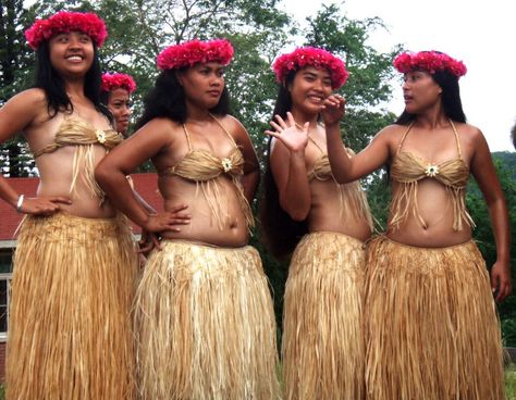 Polynesian Dancers in Pohnpei National. Pohnpei is the name of an island of the Senyavin Islands which are part of the larger Caroline Islands group. It belongs to Pohnpei State, one of the four states in the Federated States of Micronesia. This state has a total population of 34000 people. Pohnpei Island, State of Micronesia, Micronesia, Pacific Region Pacific Islander Culture, Micronesia People, Pohnpei Micronesia, South Pacific Islands, Polynesian Culture, Pacific Islands, Hot Women Dress, Federated States Of Micronesia, Palau