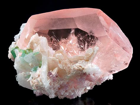 Minerals Crystals Rocks, Fine Minerals, Pretty Rocks, Rocks Crystals, Beautiful Rocks, Pink Morganite, Gemstones Crystals, Gems Crystals, Mineral Stone