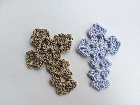 Free Crochet Lace Cross Pattern (Easter Decor) - Crochet Bits Crochet Christian, Crochet Cross Pattern, Pocket Prayers, Crochet Bookmarks Free Patterns, Beaded Crosses, Easy Crochet Bookmarks, Crochet Mug Cozy, Slip Stitch Crochet, Crochet Boho Bag