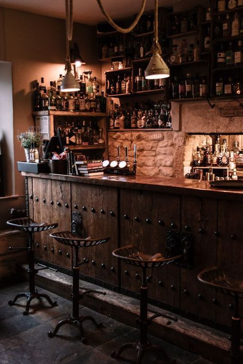 Pub Interior Design, Bourbon Room, Whiskey Room, Pub Interior, Rustic Basement, Speakeasy Bar, Home Bar Rooms, Bourbon Bar, Home Pub