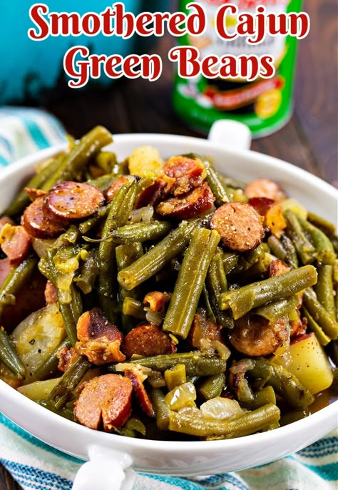 Cajun Green Beans And Sausage, Cajun Smothered Green Beans, Crockpot String Beans, Cajun Green Bean Casserole, Cajun Thanksgiving Recipes Side Dishes, Fresh French Green Beans Recipes, Cajun Greens, Fresh Green Bean Recipes Boiled, Smothered Green Beans Recipe