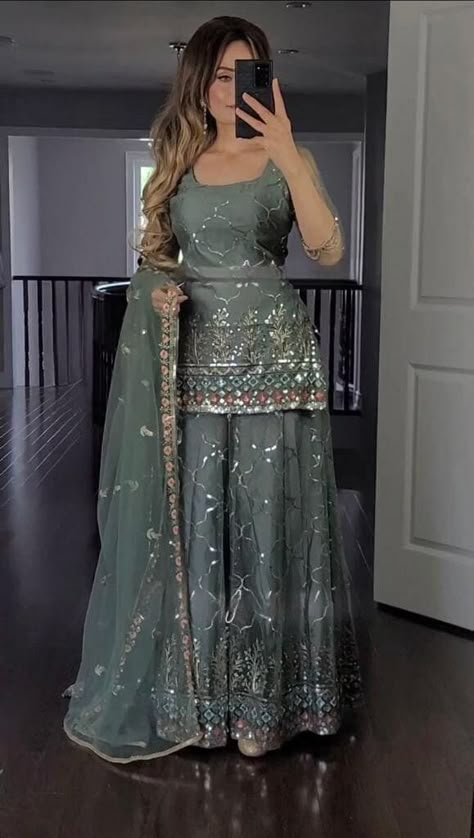 Floral Anarkali Dresses, Anarkali Dress With Dupatta, Party Wear Anarkali Dress, Dress With Dupatta, Floral Anarkali, Party Wear Anarkali, Trendy Outfits Indian, Desi Fits, Lehnga Dress