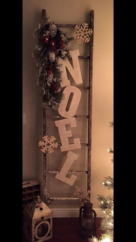 Blanket Ladder Christmas Decor, Christmas Ladder Decor, Ladder Christmas Decor, Christmas Ladders Ideas, Christmas Tree Alternatives, Painting Items, Christmas Ladder, Letters Craft, Ladder Ideas