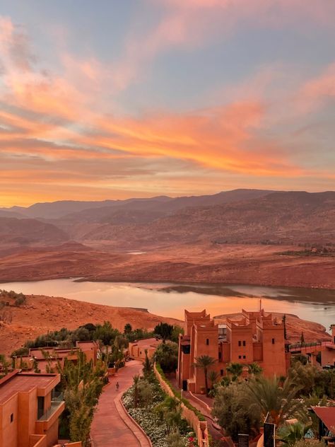 Morroco Landscape, Morocco Landscape, Morocco Aesthetic, Desert Travel, Atlas Mountains Morocco, Desert Dream, Sahara Desert, What A Beautiful World, Atlas Mountains