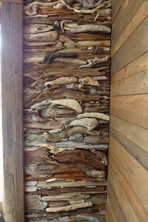 Driftwood Decor Ideas, Driftwood Diy, Driftwood Art Diy, Driftwood Projects, Driftwood Wall, Driftwood Wall Art, Driftwood Sculpture, Driftwood Decor, Driftwood Crafts