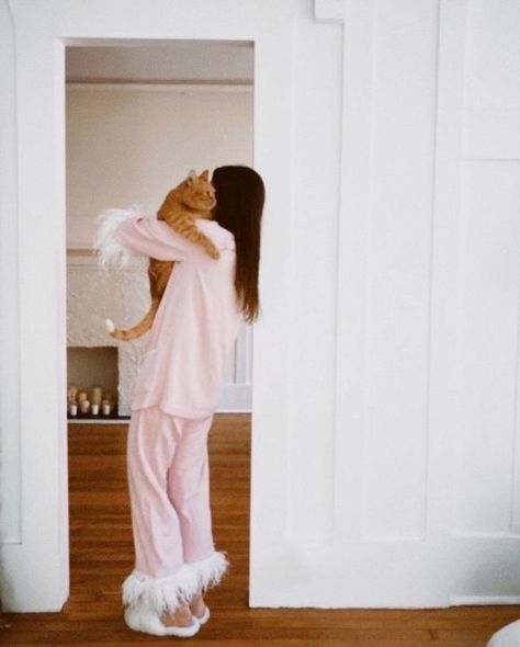 She And Her Cat, Pink Pilates, Pilates Princess, Pink Aura, Instagrammer, Pink Princess, Rich Girl, Girly Girl, Gossip Girl