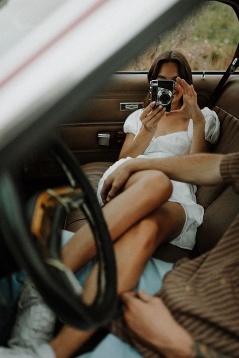 a vintage car couples session at the base of the mountains in Arizona, romantic poses for couples and inspiration Photoshoot With Car Couple, Couple Mountain Photography, Car Photography Ideas Couple, Vintage Photo Inspiration, Trailer Park Couple, Couples Car Shoot, Couple Photos In Car Ideas, Drive In Couple Pictures, Sports Car Couple Photoshoot