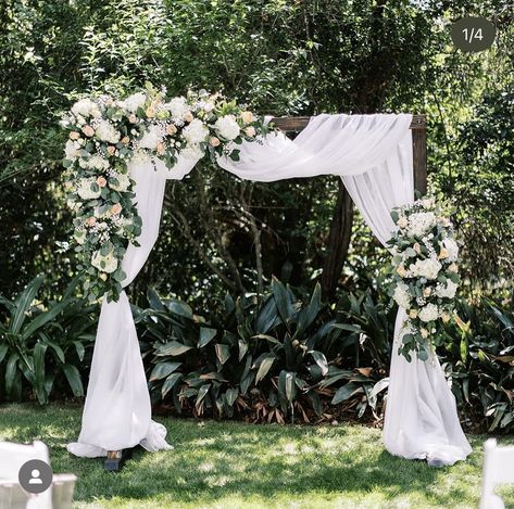 Corner Flower Arch, Wedding Arch Greenery White Flowers, Wedding Arch Ideas Square, Square Wedding Arch Ideas, Flowers On Arch Wedding, Simple Wedding Arch Ideas, Rectangular Wedding Arch, Wedding Arbour Flowers, Pergola Wedding Decorations