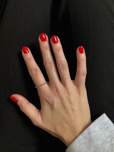 Red Shirt Gel Nails, One Color Nails Simple Short, Short Gel Nails February, Classic Red Manicure, Russian Manicure Red Nails, Jell Polish Nails, Bright Red Manicure, Red Short Nails Aesthetic, Classic Red Nails Short