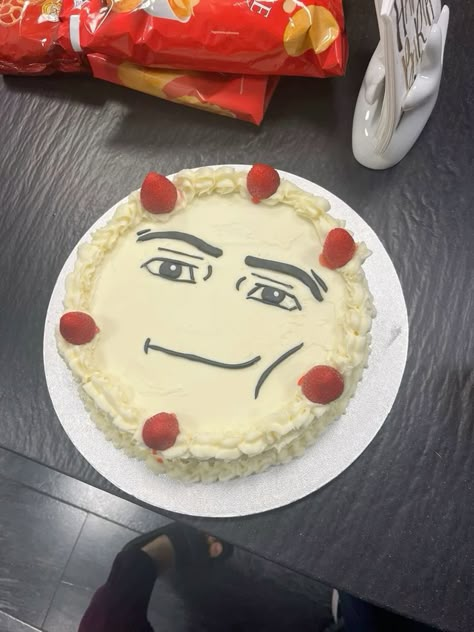 Cute Birthday Cakes For Men, Birthday Cake For Friend Funny, Roblox Man Face Cake, Birthday Cake Meme Funny, Unhinged Birthday Cakes, Funny Sweet 16 Cakes, Cake Inspo For Men, 13th Bday Cake Ideas, Meme Birthday Cake Funny