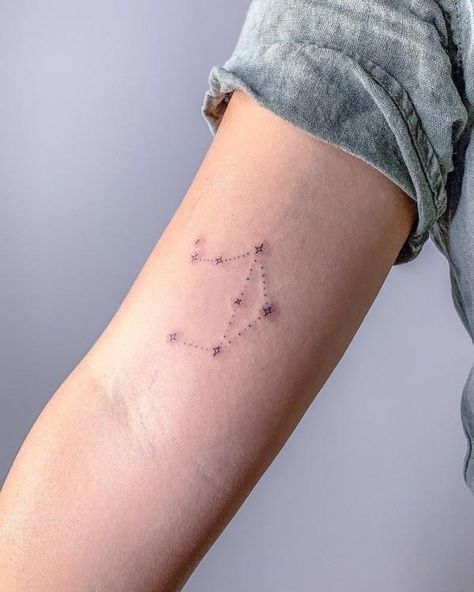 20+ Small Libra Tattoo Ideas - Tattoo Drawings - HARUNMUDAK Libra Tattoo Star Sign, Libra Constellation Tattoo Hand, Libra Tattoo Stars, Libra Constellation Tattoo Minimalist, Libra Star Sign Tattoo, Libra Tattoo Constellation, Zodiac Tattoos Constellation, Libra Hand Tattoo, Libra Star Constellation Tattoo