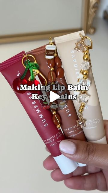 Aman on Instagram: "Making my favorite lip balms into key chains✨  @summerfridays   Which one is your favorite?   inspo: @j.xnah 🫶🏽 #lipbalm #summerfridays #lipbutter #lipbalmkeychain #diy" Lip Balm Charm Keychain Diy, Lipgloss Holder Keychain Diy, Chapstick Keychain Diy, Lip Balm Charms Diy, Lip Balm Keychain Aesthetic, Diy Lip Gloss Keychain, Lipgloss Keychain Diy, Laneige Lip Balm Keychain, Lipgloss Charms Diy