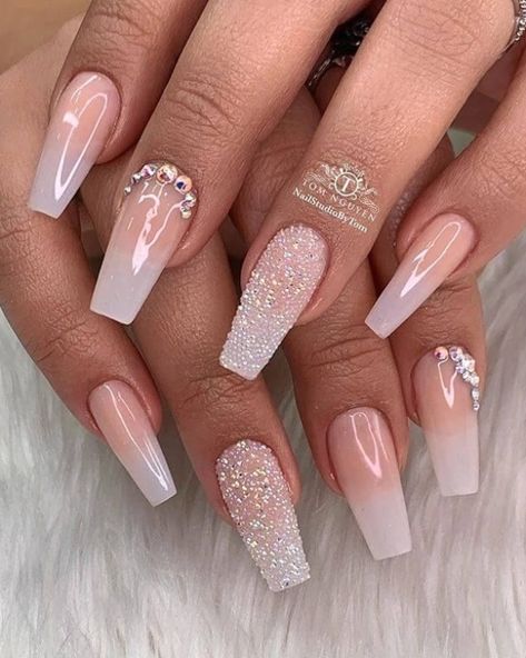 Pretty Nails Glitter, Wedding Day Nails, Bridal Nail, Wedding Nail Art Design, Wedding Nails Glitter, Ombre Nail, Ombre Nails Glitter, Cute Acrylic Nail Designs, Ombre Nail Designs