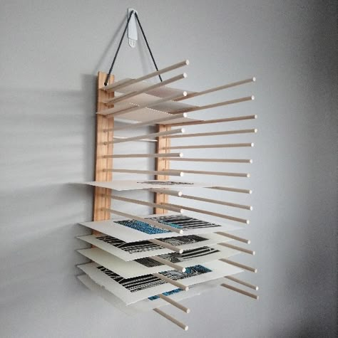 Make Your Own Art Drying Rack - Step By Step - Margaret White Art Art Drying Rack, Home Art Studios, Rangement Art, Art Studio Storage, Studio Floor, Studio At Home, Art Studio Space, نباتات منزلية, Art Studio Organization