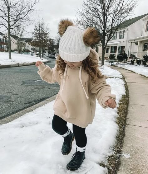 • . l i t t l e o n e s . • insta pin #children #kids #cutekids #babies #cutebabies #fashion #babyfashion #kidsfashion #childrenfashion #winterfashion #winteroutfits #kidsootd Kids Winter Outfits Girl, Winter Toddler Outfits Girl, Toddler Winter Outfits Girl, Toddler Girl Winter Outfits, Toddler Snow Outfit, Toddler Girl Outfits Winter, Girls Winter Outfits Kids, Winter Outfits Girl, Toddler Winter Outfits