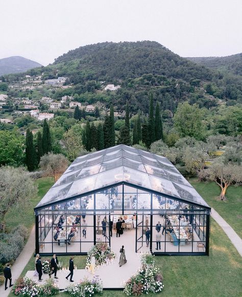 Glass Wedding Venues Receptions, Glass Building Wedding Reception, Glass Gazebo Wedding, Greenhouse Garden Wedding, Glass Wedding Tent, Glass Event Space, Garden House Wedding, Air B N B Wedding, Glass Venue Wedding