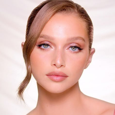 Build Your Own Wedding Kit: Beauty Gift Box | Charlotte Tilbury | Charlotte Tilbury Charlotte Tilbury Makeup Look Wedding, Charlotte Tilbury Bridal Makeup, Soft Glam Makeup Looks, Pink Wedding Makeup, Soft Wedding Makeup, Skincare Kit, Charlotte Tilbury Makeup, Wedding Glam, Bridal Makeup Natural