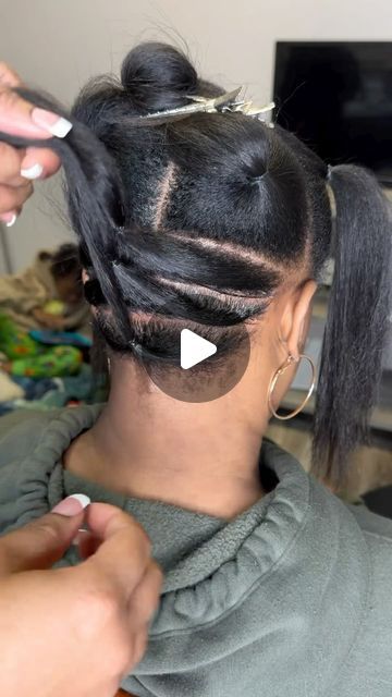 _MyNaturalHairJoint on Instagram: "Parting tutorial for small #braids @conqueredhair" Easy To Do Braids On Yourself, Parting Diagram Braids, Individual Hairstyles Braids, Box Braid Guide, Diy Individual Braids, Parting Small Knotless Braids, How To Part Box Braids Natural Hair, Small Part Braids, Box Braid Braiding Pattern