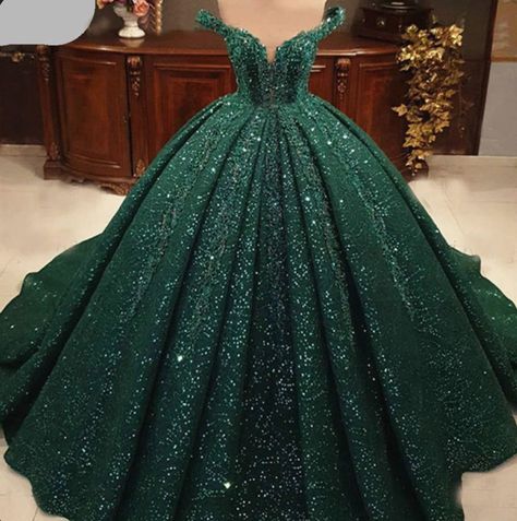 null   #amreading #books #wattpad Dark Green Gown, Beading Wedding Dress, Dark Green Wedding, Sequin Ball Gown, Crystal Wedding Dresses, Prom Dress With Train, Red Ball Gown, Green Wedding Dresses, Wedding Dress Sequin