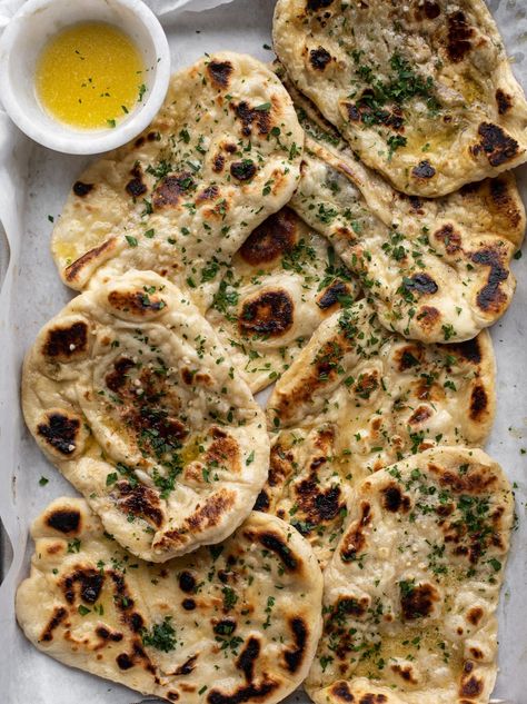 Naan Bread Recipe - Garlic Butter Naan Bread Recipe Recipe Naan Bread, Naan Bread Meal Ideas, Butter Garlic Naan, Garlic Naan Bread Recipe Easy, Nann Bread Recipes, Naan Garlic Bread, Christmas Curry, Quick Naan Bread Recipe, Naan Bread Ideas